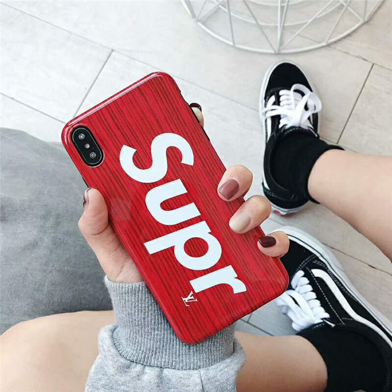 iphone xrケース ブランド supreme