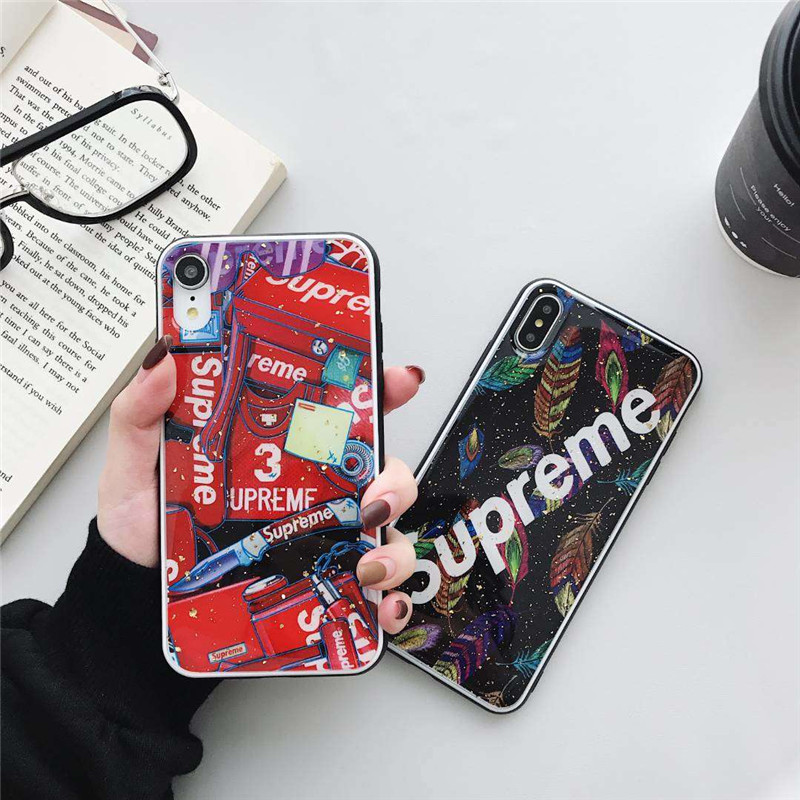 iphone xrケース ブランド supreme