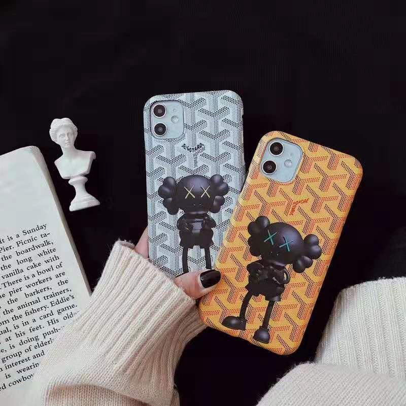 kaws ゴヤールコラボ iphone xr/xs maxケース