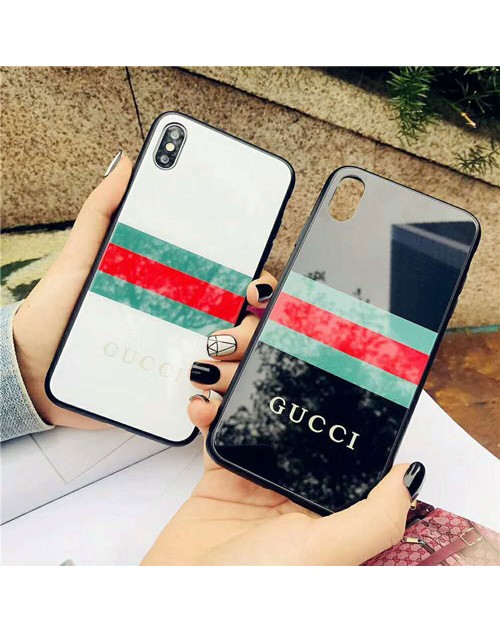 グッチ gucci iphone xr/xs maxケース 経典スタイル iphone テンエス/xケース ブランド オシャレガラス表面 アイフォン 8/7 plusケース ファッション大人気