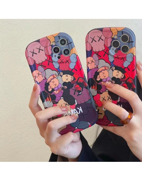 カウズiphone14Pro max/14Pro/14 max/14ケース クルー アート iphone13Pro max/13Pro/13スマホケースKaws 個性 キズ防止 Kawsアイフォン14プロ マックス/14プロ/14マックス/14カバー メンズ レディース