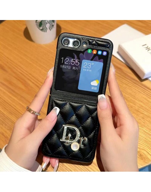 Dior ディオール折畳み式 Galaxy Z Flip 5 4 3 2ケース かわいい女性向け ギャラクシーZフリップ5 4ケース 折りたたみ ガラス型 男女兼用 人気 ブランド 手帳型 ストラップ付きブランド韓国風