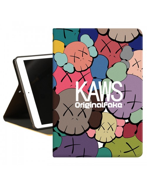 カウズ iPad 2021 第9世代(10.2インチ)カバー ソフト 個性的 回転式 Kaws アイパッド第9世代ケース オートウェイクアップ/スリープ機能 カウズiPad Mini6キーボードケース 強力なマグネット