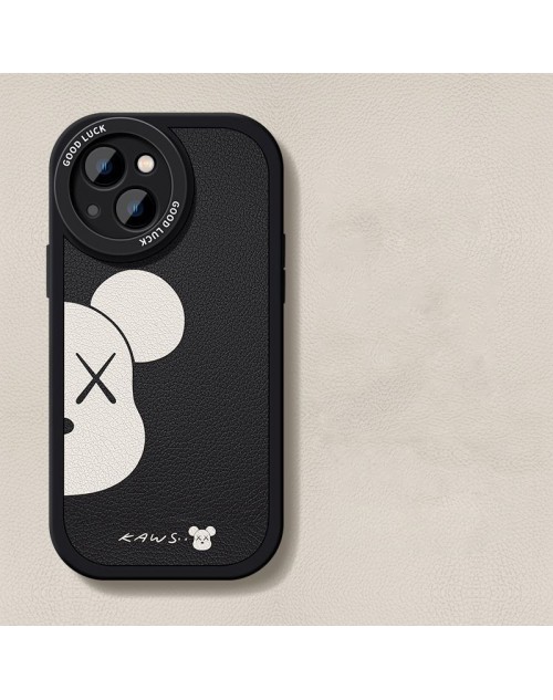 KAWS カウズ ブランド iPhone 14/14 Pro/14 Pro Max/14 Plusケース モノグラム 個性 熊頭柄 XX ジャケット型 アイフォン14プロ マックス/14プロ/14プラス/14/13ミニ/12/11/X/XS/XRカバー 大人気 メンズ レディース