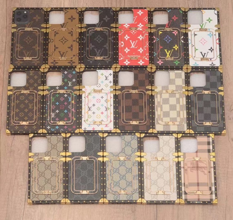 LV/Supreme/Gucci/Burberry ハイブランド iphone 14 pro max/14 pro/14 plus/14ケース かわいい トランク型 ハンドバンド付き モノグラム