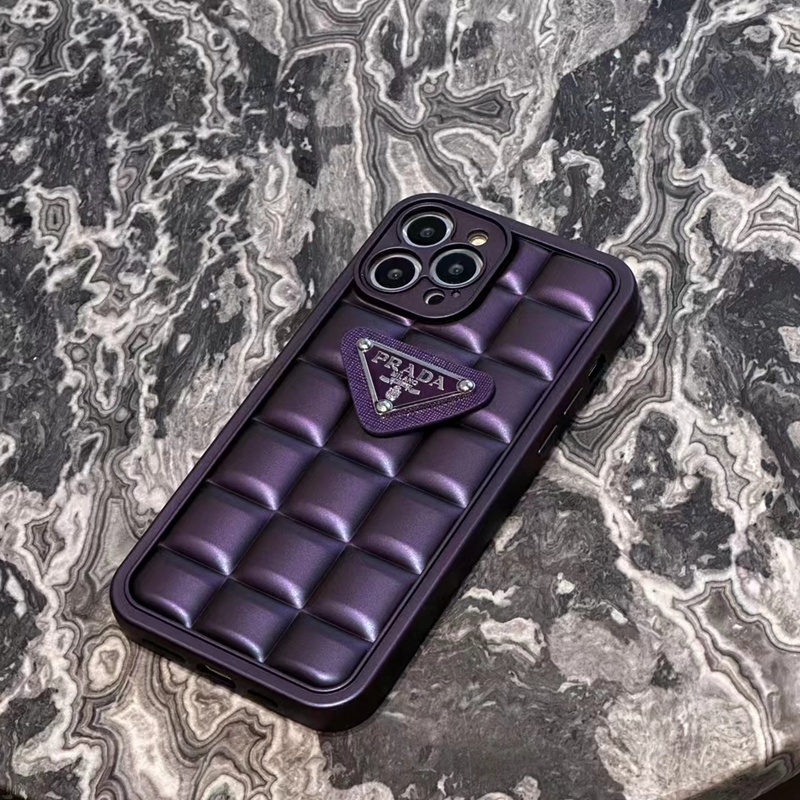 プラダiphone14pro max/14plusケースins風pradaダウン革ハイブランド激安モノグラム 芸能人愛用 アイフォン14