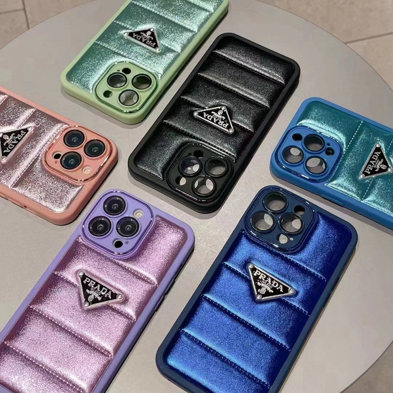 PRADA プラダ ブランド iphone 14/14 pro/14 pro maxケース 経典 ダウンジャケット風 レザー製 セレブ愛用 レザー オーダーメイド