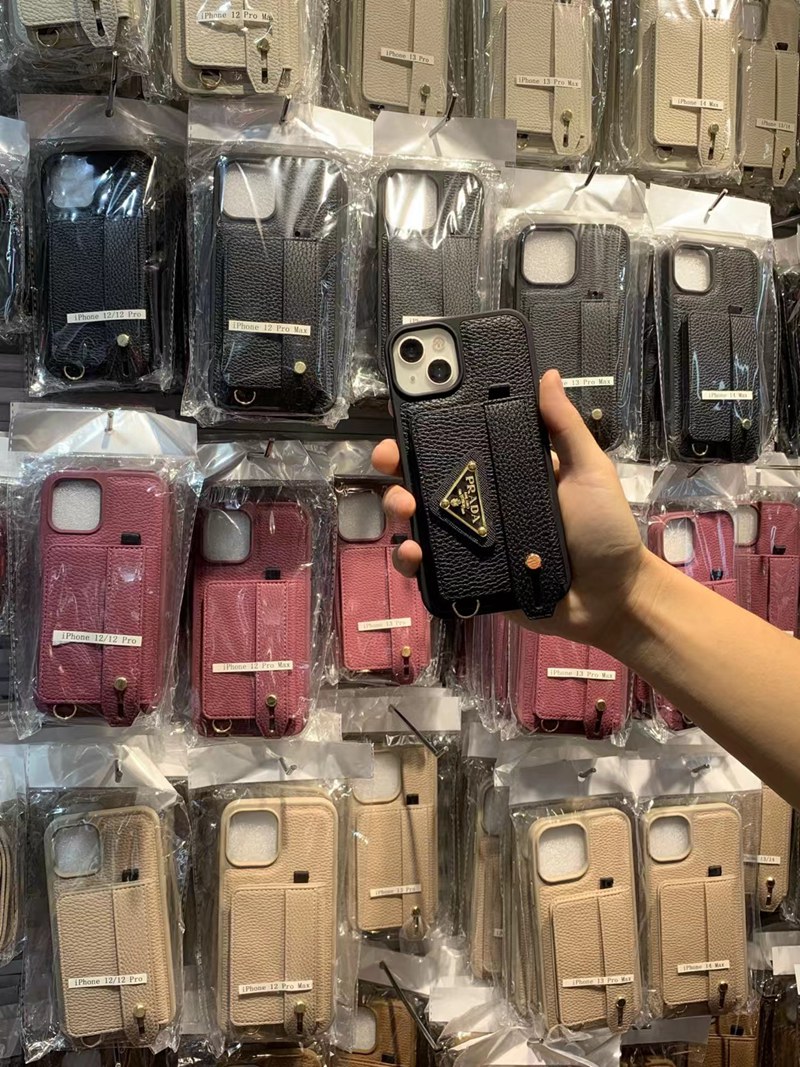 Prada プラダブランド iphone15 14 pro maxケース かわいい個性潮 iphone 15 plus 14ケース ファッションアイフォン15プロ