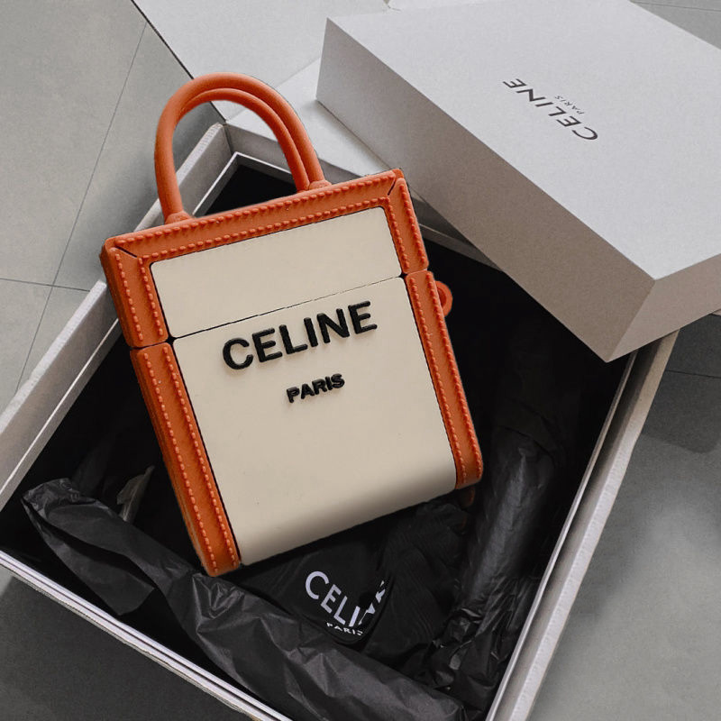 セリーヌcelineブランド エアーポッズ3ケース保護カラビナ収納バッグ個性TPU落下防止 第3世代