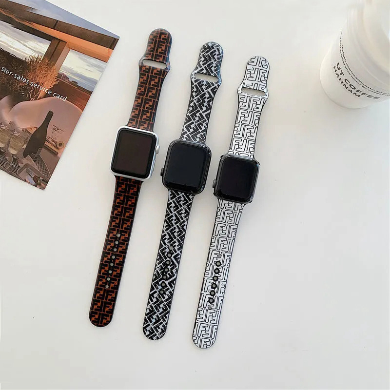 フェンディ FENDI ブランド Apple Watch 7/6/5/4/SEバンド モノグラム柄 シリコン