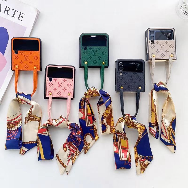LV/ルイヴィトン ハイブランド Galaxy Z Flip 4/Z Flip5ケース かわいい 折りたたむ レザー製 ストラップ付き セレブ愛用 激安