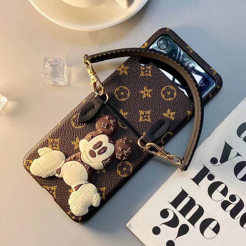LV/ルイヴィトン ブランド galaxy z flip 4/z flip 5ケース モノグラム ミッキーマウス柄 折りたたむ チェーン付き