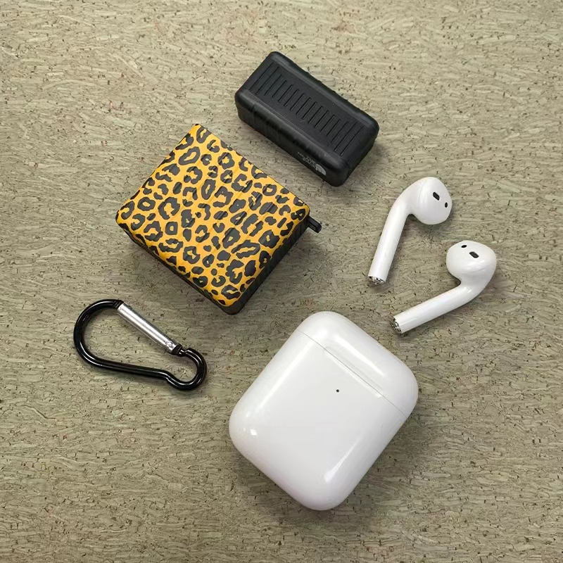 ザノースフェイスairpods pro2/3ケースThe North Faceスーツ ヒョウ柄ブランド エアーポッズ プロ2/3カラビナ紛失防止 男女